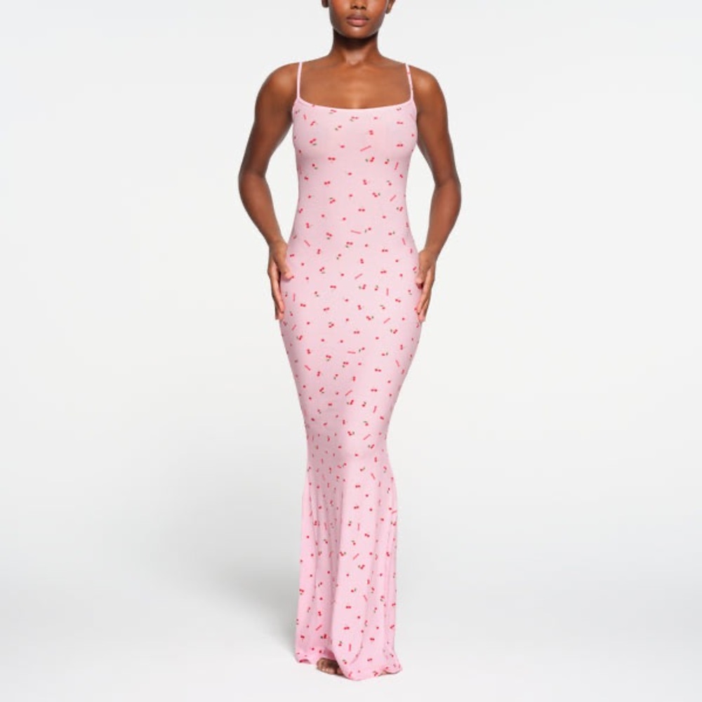NWT skims color of moment